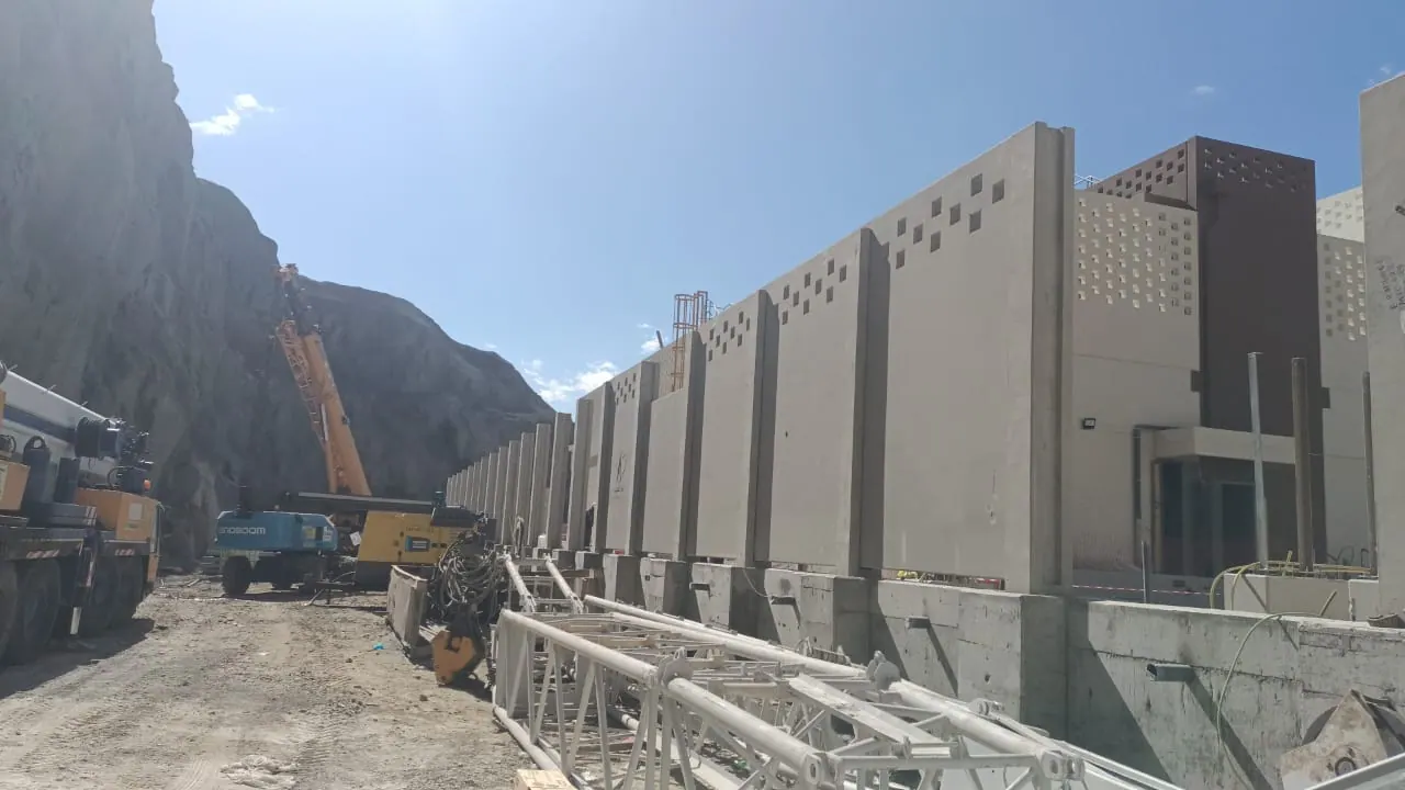 Roshan Boundary Wall Project — site photograph 2